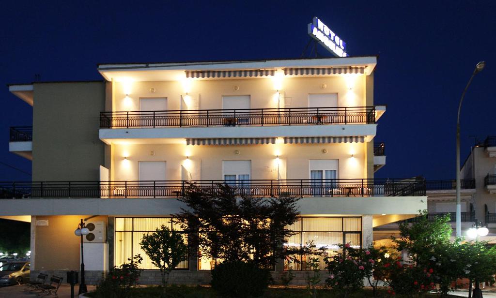Angelica Hotel ลีเมนาส ภายนอก รูปภาพ