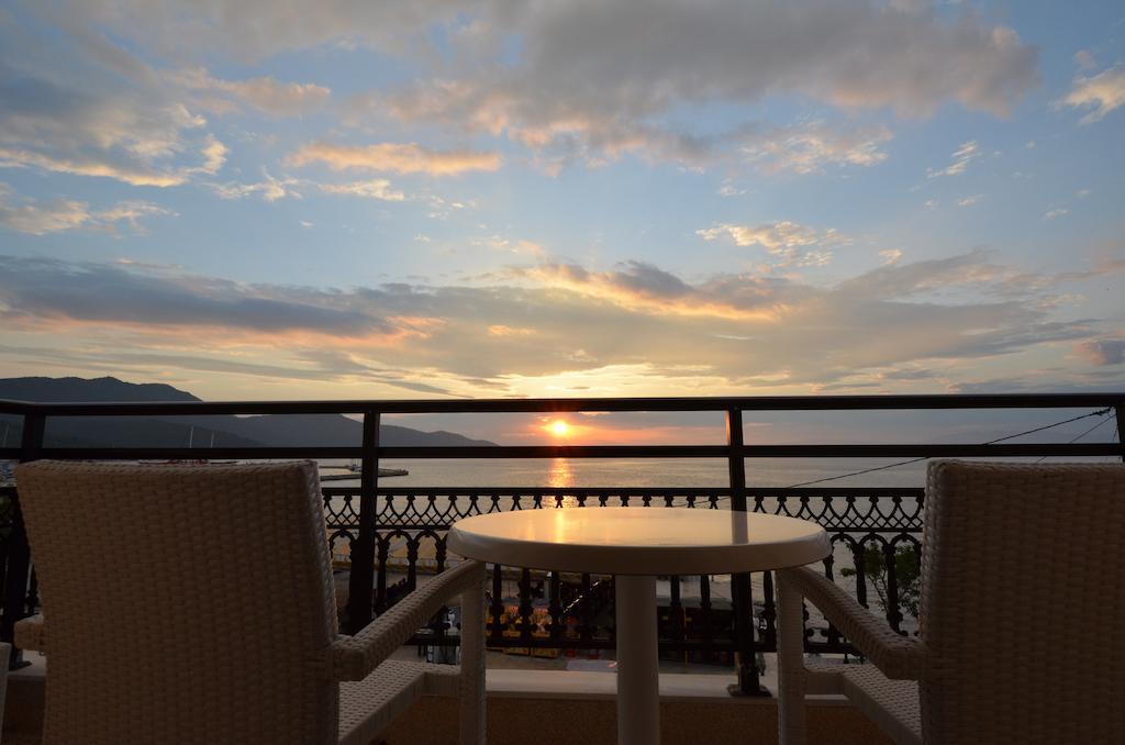 Angelica Hotel ลีเมนาส ห้อง รูปภาพ
